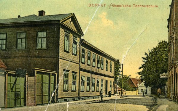 Jakobi Street. At the forefront of the Grass girls school (left). Tartu, 1905-1915.