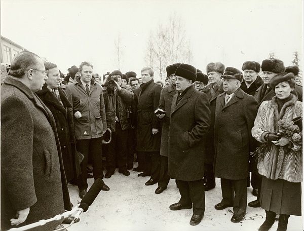 Photo, m. Gorbachev Väätsal 20.02.1987.a.