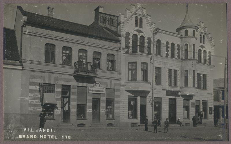 Photo, Viljandi, Grand Hotel, near the marketplace, approx. 1915