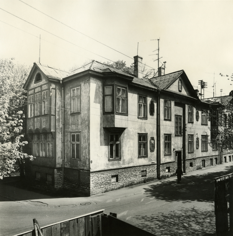 Apartment building in Tallinn Süda 3a, view of the building. Architect Ernst Kühnert