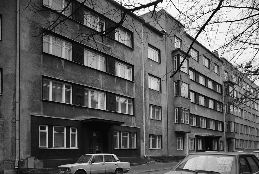 Apartment buildings in Tallinn, Kentmanni 11a and 11b, facade view. Architect Eugen Sacharias