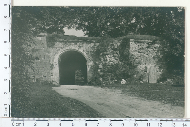 Castle gate from inside 1909