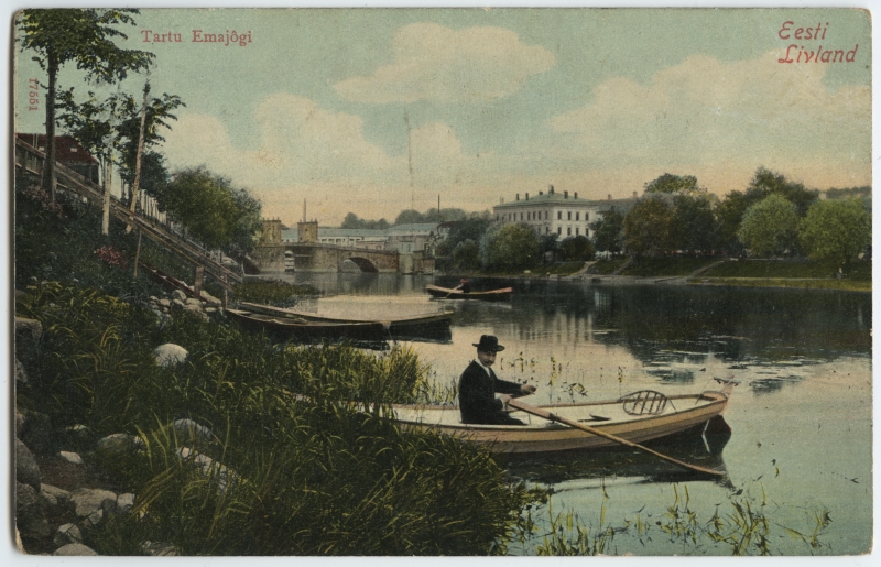 Tartu on Emajõe at Kivisilla