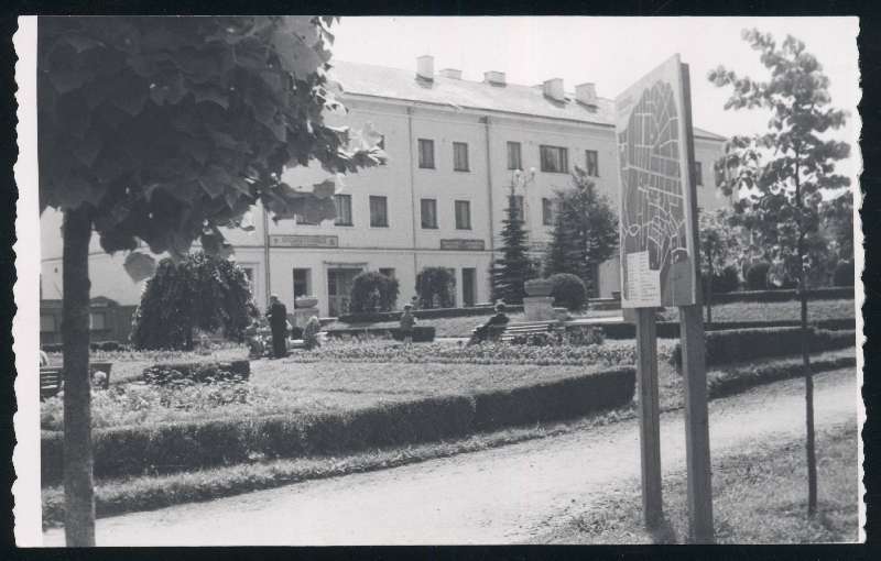 Photo, Viljandi, central square, Lossi tn house