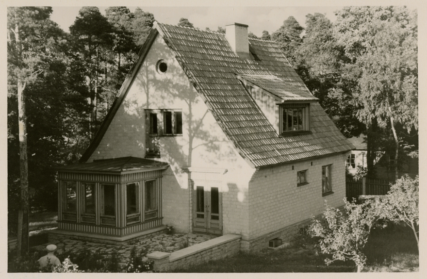Unknown location of private house in Tallinn, view of the building