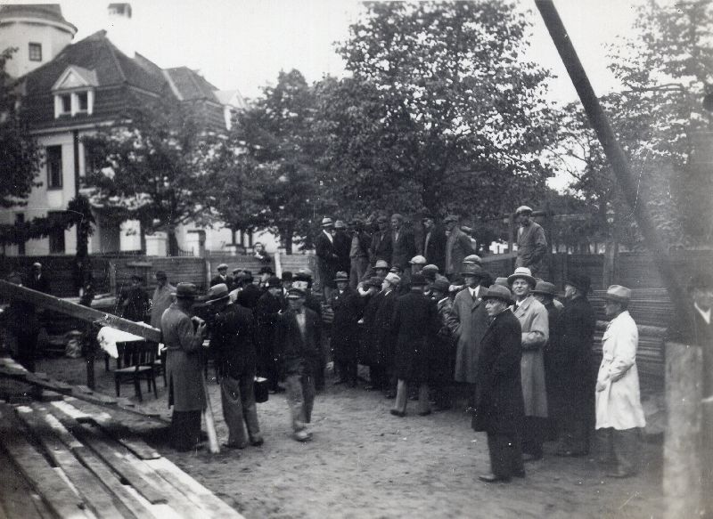 Ceremony of the building of the cornerstone of the Tallinn Department of Eesti Pank