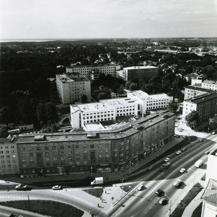 View hotel "Olympiast" towards Central Hospital