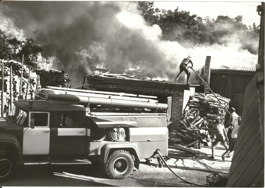 Photo, liquidation of fire accident at Türi in the 1970s a.