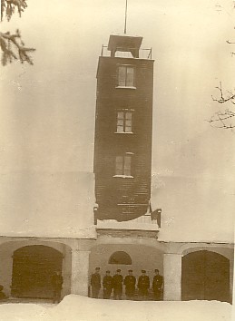 Photo, Single-grown sprayhouse garment tower 1938.
