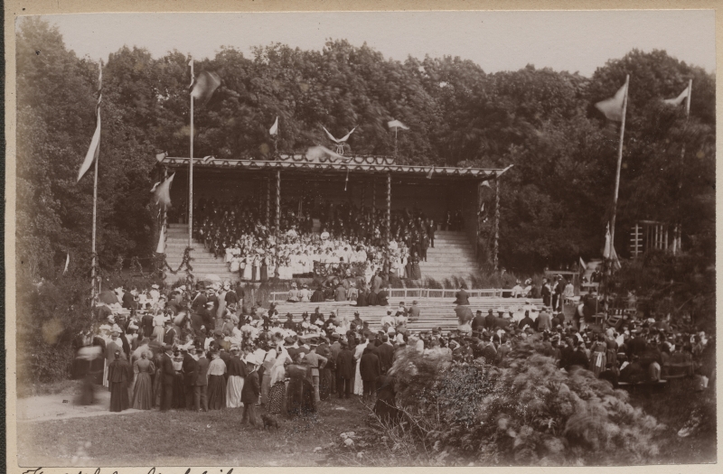 Läänemaa song festival with performers and audiences.