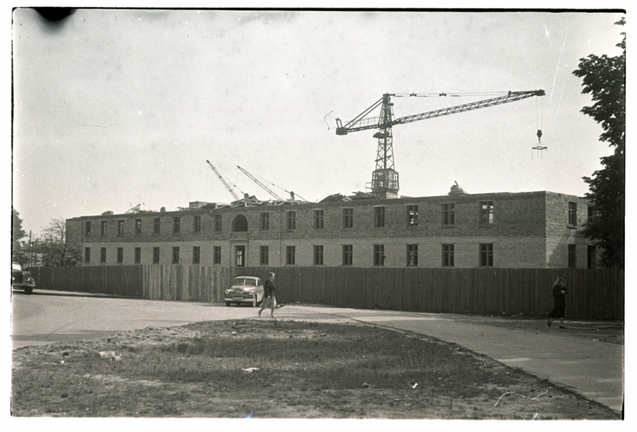 Tallinn, construction of a new industrial building on Kalinini Street.