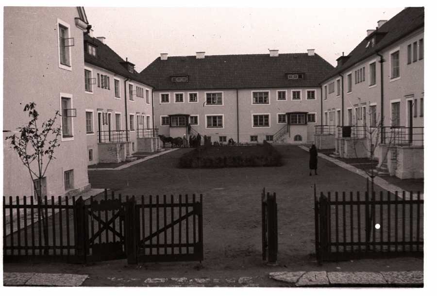 Tallinn, apartments in Pelgulinn.
