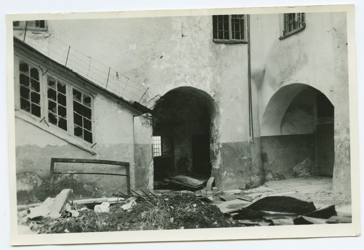 Tallinn, Toompea prison after burning March 2, 1917, indoor court.