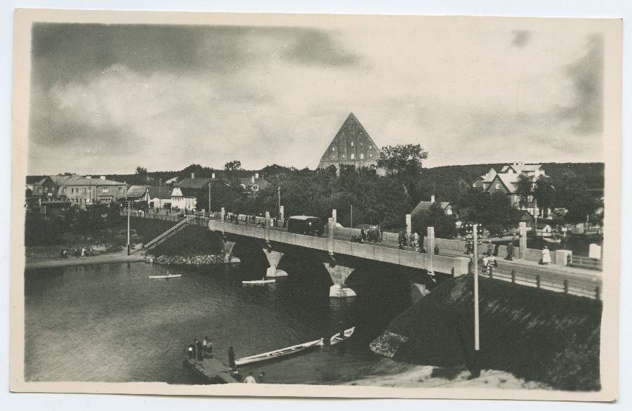 Tallinn, Pirita, the river and a new bridge.
