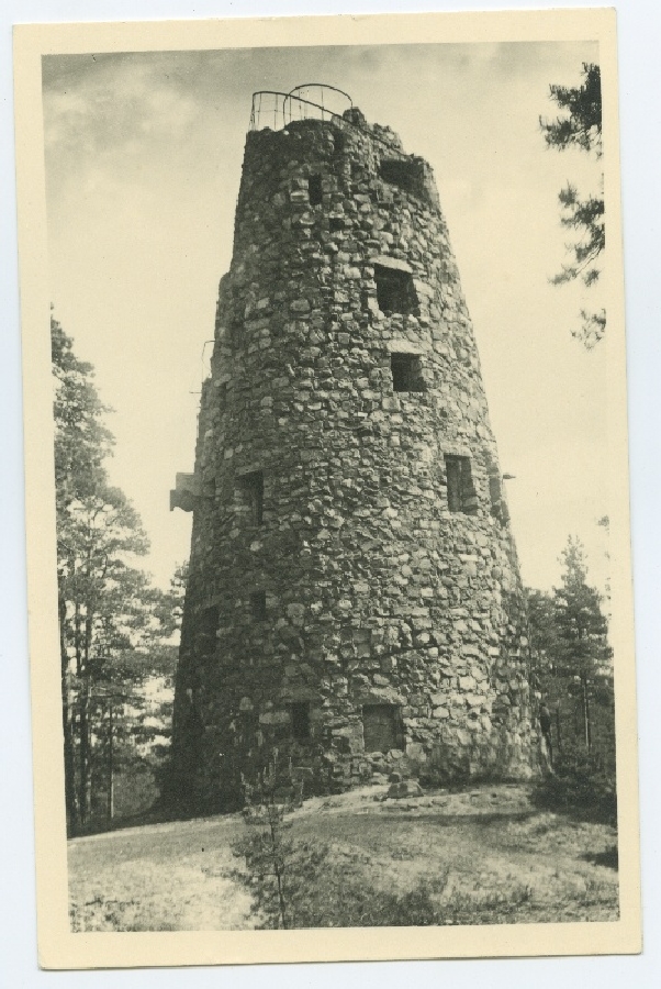 Tallinn, Nõmme, vaatetorn Glehni pargis.