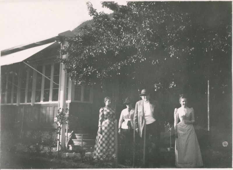 Foto. Haapsalu "Villa Goldonkel" (Villa Kuldonu). Juuni 1891.