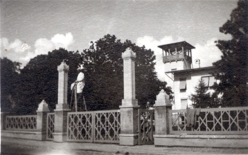 Foto. Peltzeri villa sissekäik, Saaremaa dolomiit, Haapsalu, 1936.