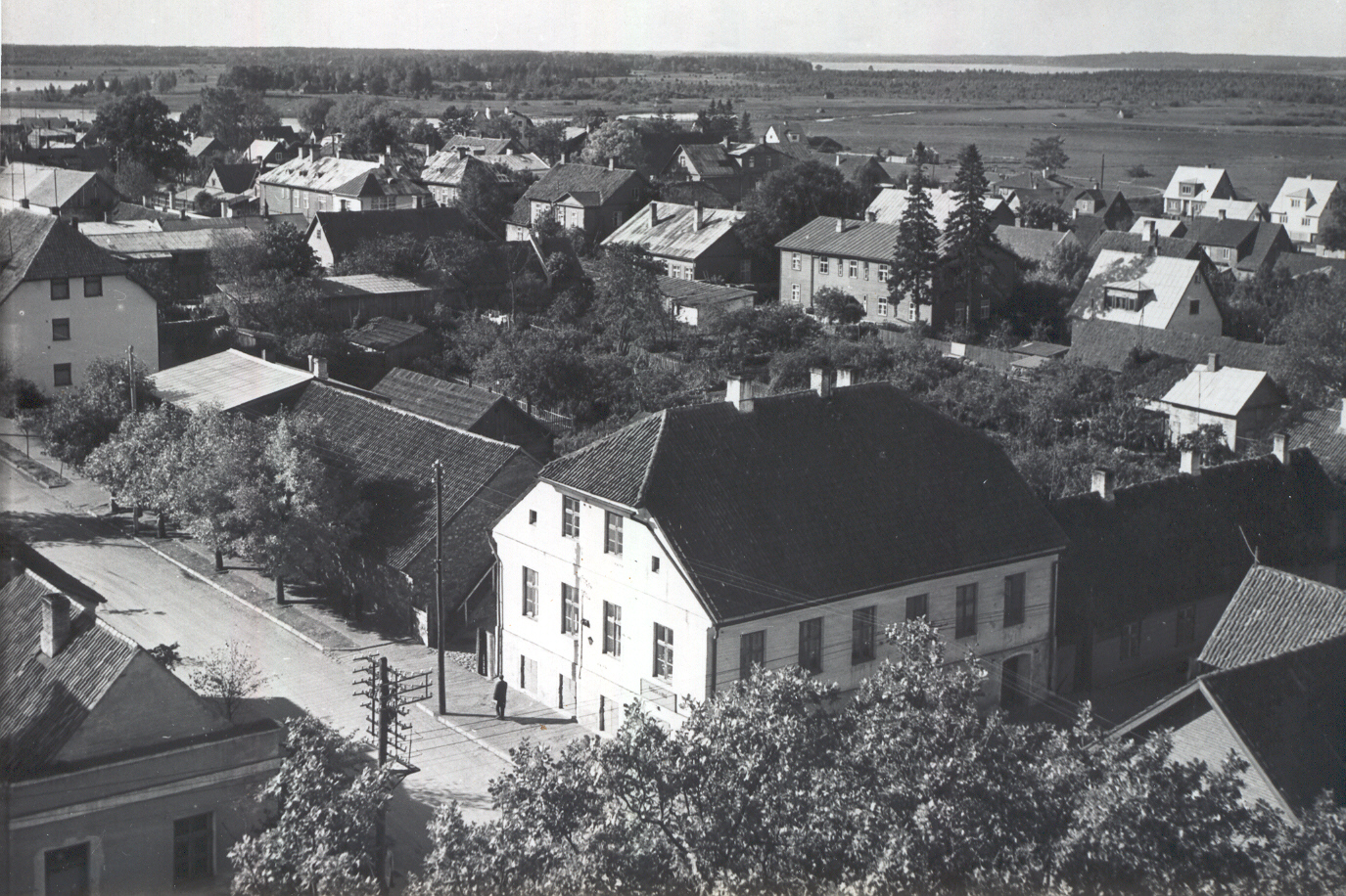 Foto. Võru linna vaade, pildistatud 1965.a. luteriusu kiriku tornist kiriku remondi ajal.