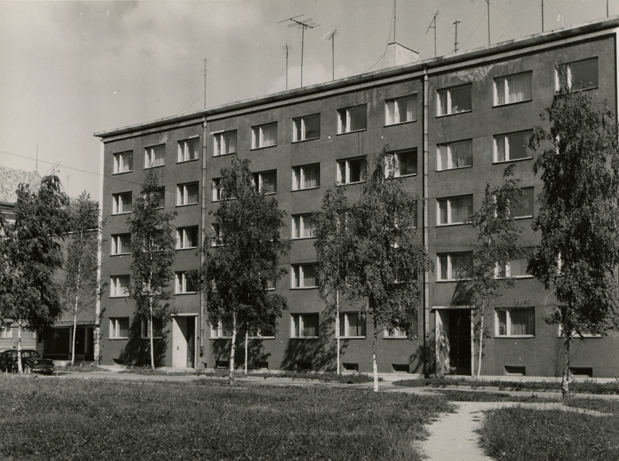 Heliloojate maja Tallinnas, vaade hoone elamuplokile. Arhitektid Udo Ivask, Paul Härmson