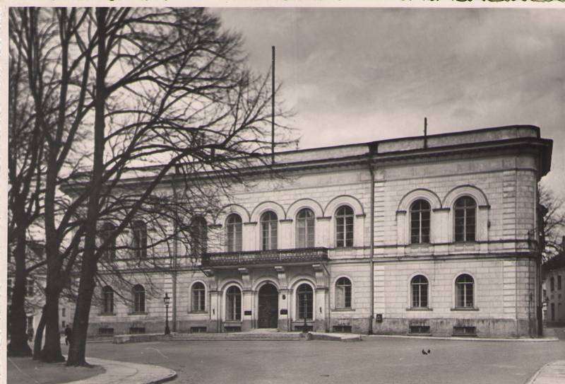 Foto. Fr. R. Kreutzwaldi nim. Riiklik Raamatukogu Tallinnas.