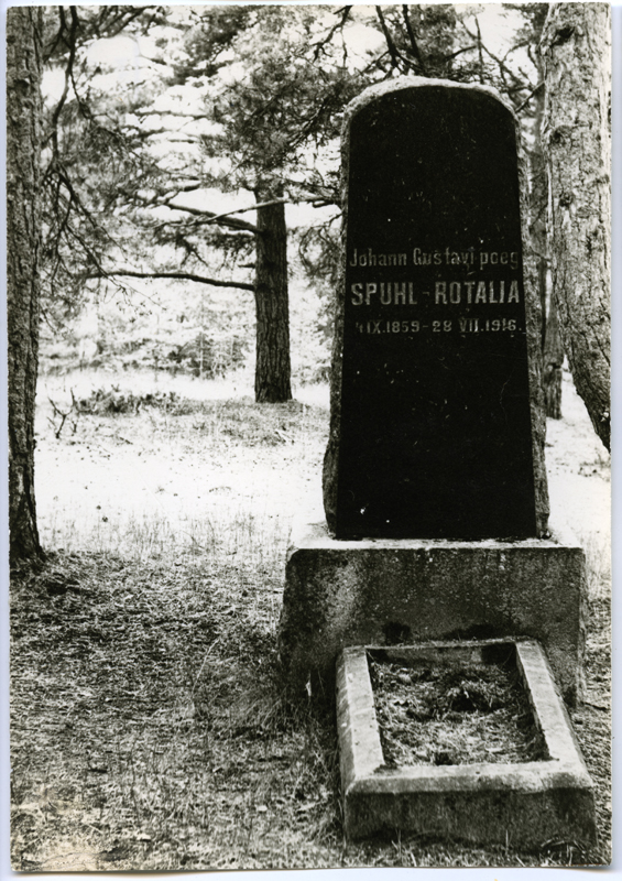 Johann Gustav Spuhl-Rotalia haud Vormsi saarel