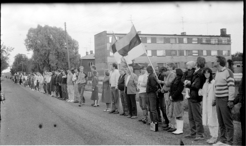 Balti ketist osavõtjad Raplas.