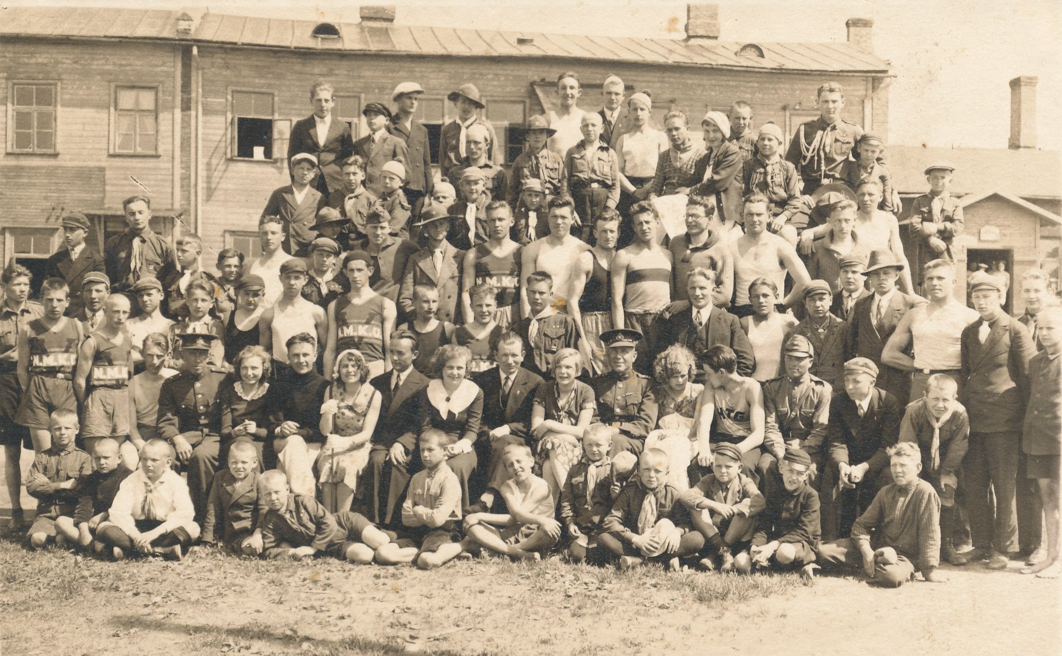 Foto.Valga-Võru-Tartu Skautide võistlused Tartus 1931-1932.a.