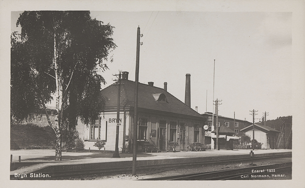 Bryn Station, ca 1922