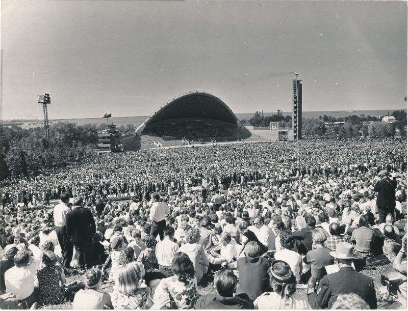 Foto. Üldlaulupidu Tallinnas 1965.a.