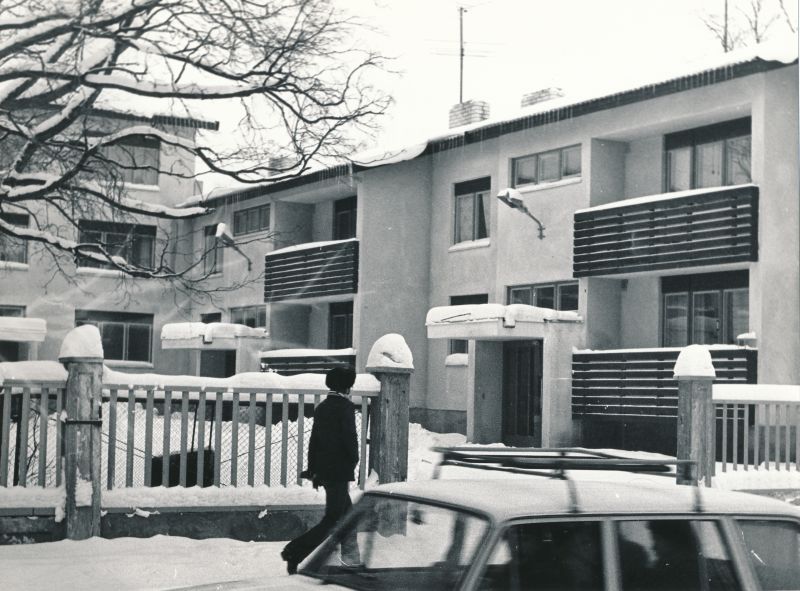 Foto. Haapsalu KEK i ehitustegevus. KEKi elamu Nõukogude tänaval (Lahe t), valm. 1981 oktoobris.