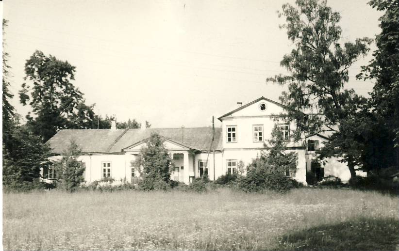 Võhmuta mõisahoone