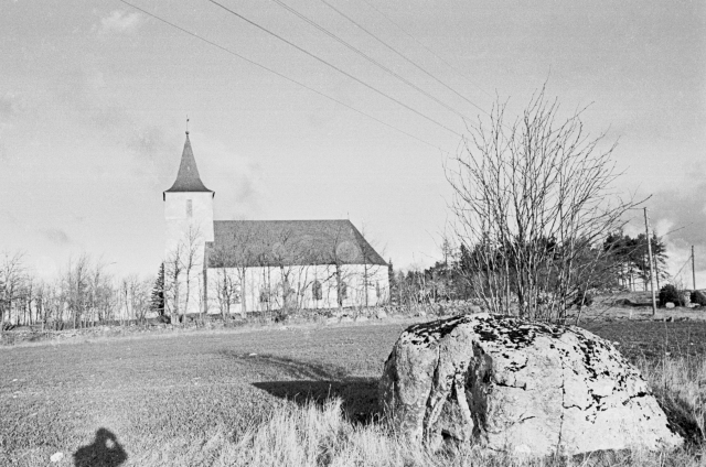 Hiiumaa. Reigi kirik.