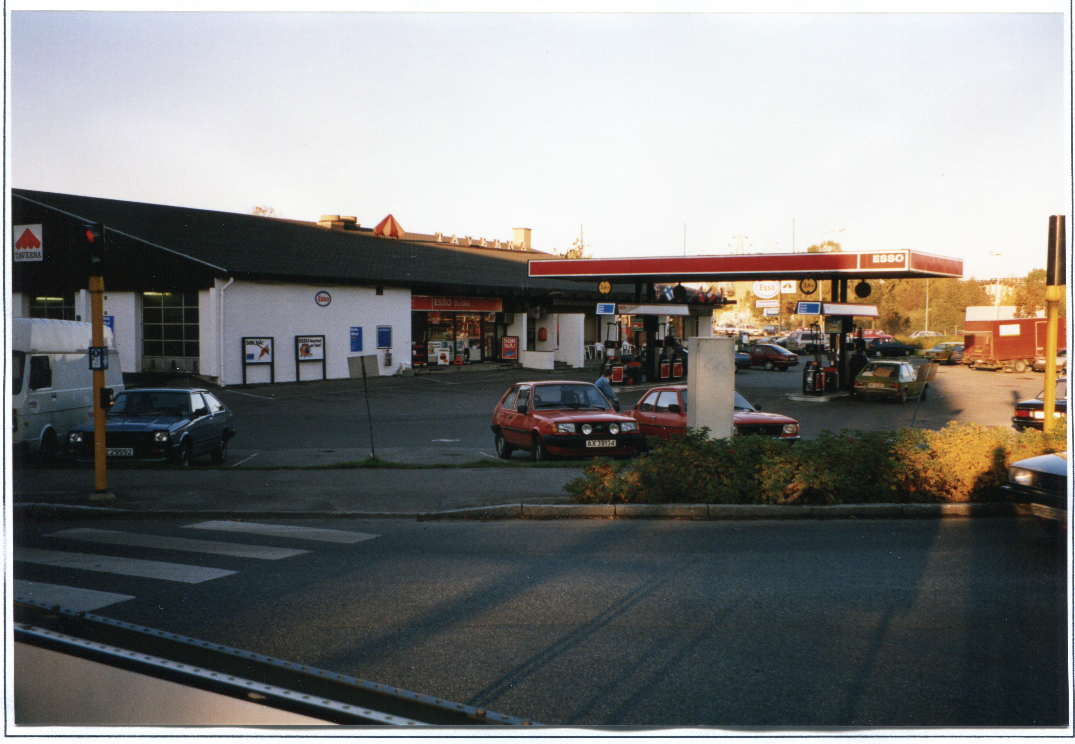 Bensinstasjon. Moss Servicenter, Congensgate 42 Moss.