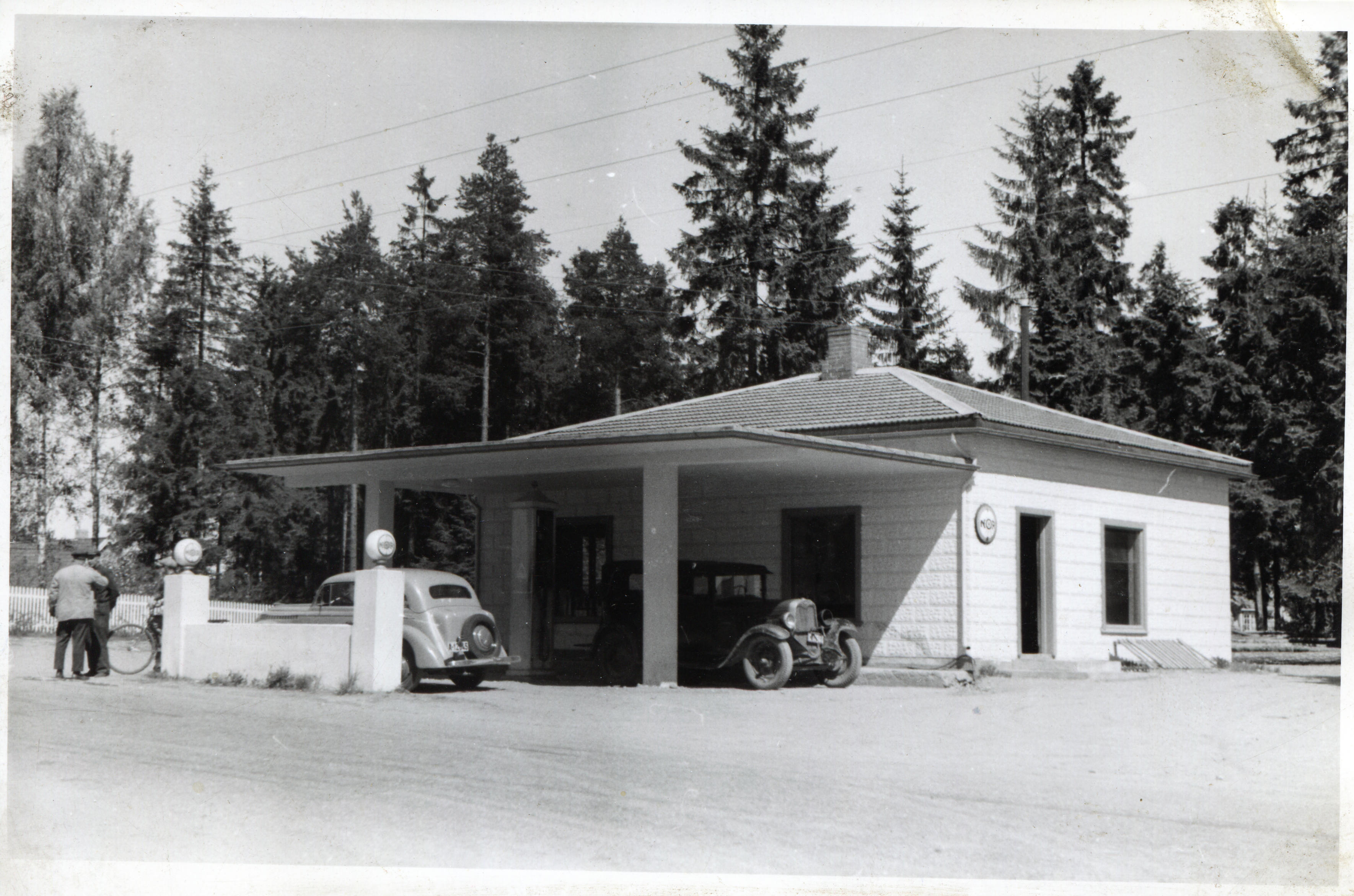 Bensinstasjon. Jessheim.