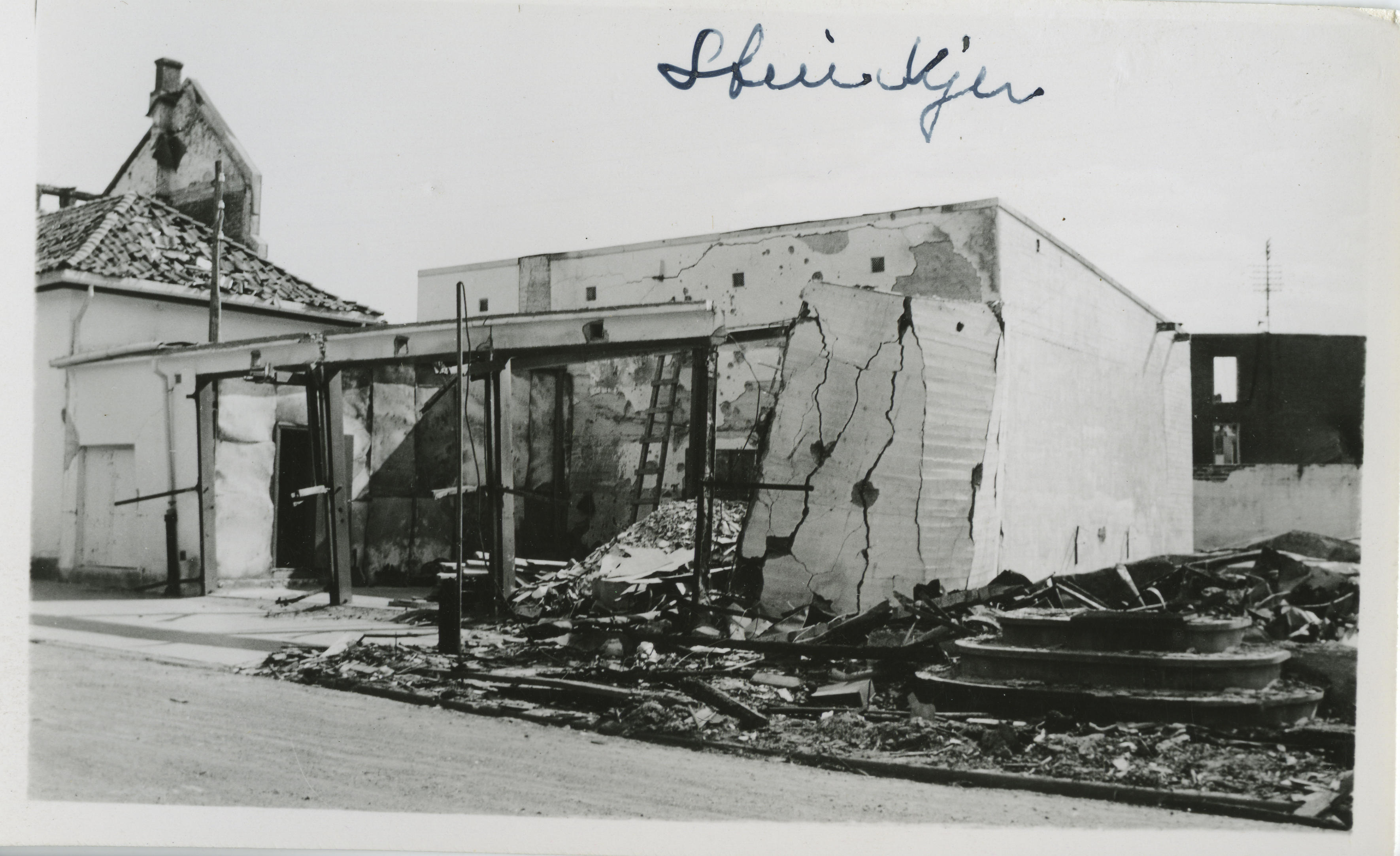 Steinker, Krugsskader.