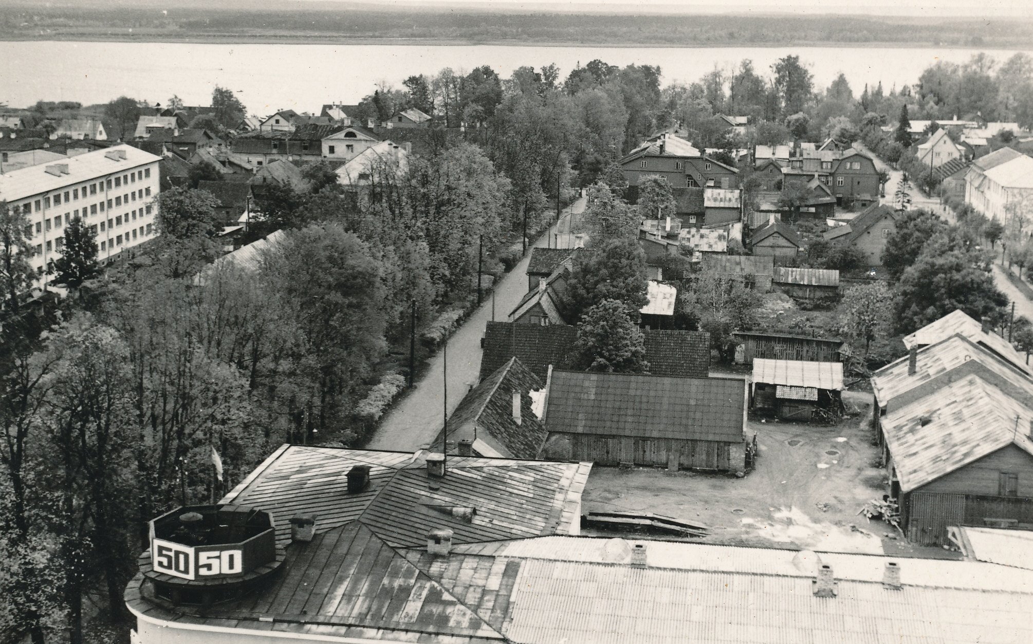 Foto. Vaade Võru linna Katariina ja Koidula tänava ümbrusse jäävale osale.