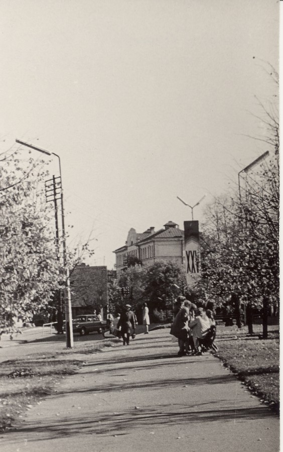 Vaade Lenini tänavalt I Keskkooli suunas