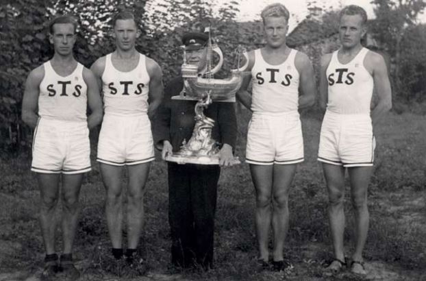 The winners of the silver ship (1938). (left): Harald Luning, Richard Vorp, Rudolf Tark, Alexander Kankar, Edgar Namm