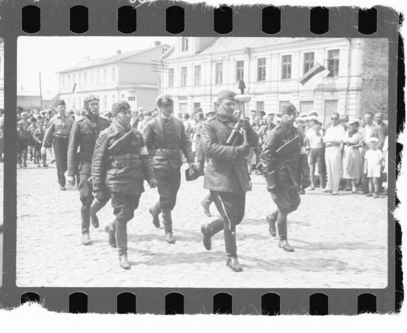 Negatiiv. Võidupüha Haapsalus. 23. VI 1937. Neg. nr. 28.