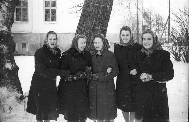 Räpina Keskkooli 11. kl õpilased  1957