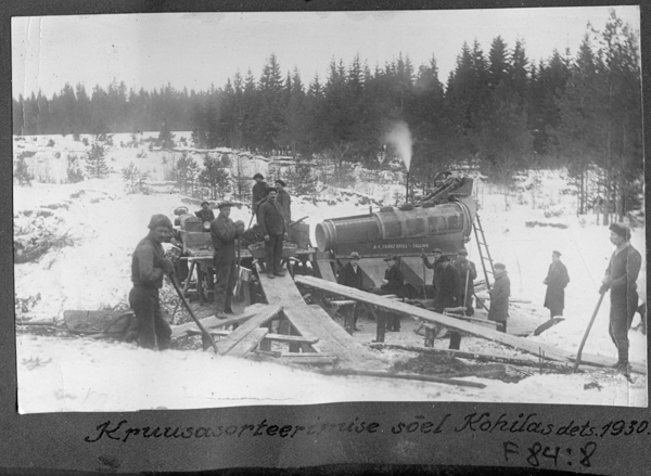 Foto Kruusasorteerimise sõel Kohilas dets. 1930