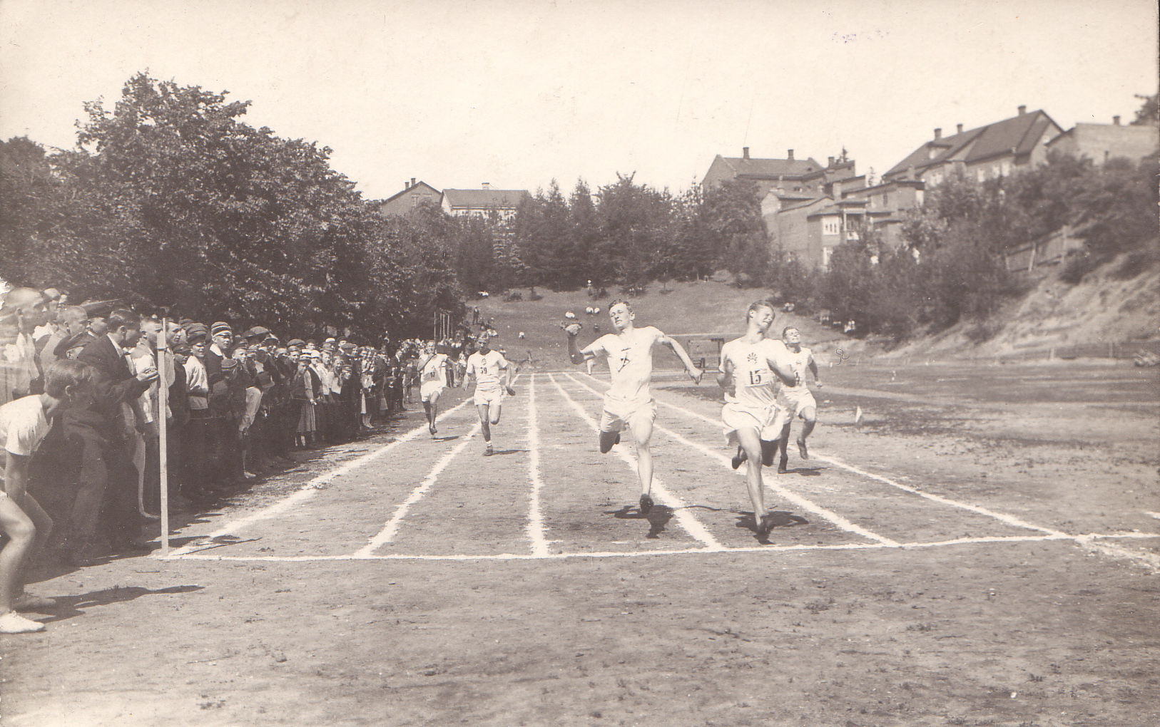 100 m jooks Tartu koolinoorte olümpiaadil