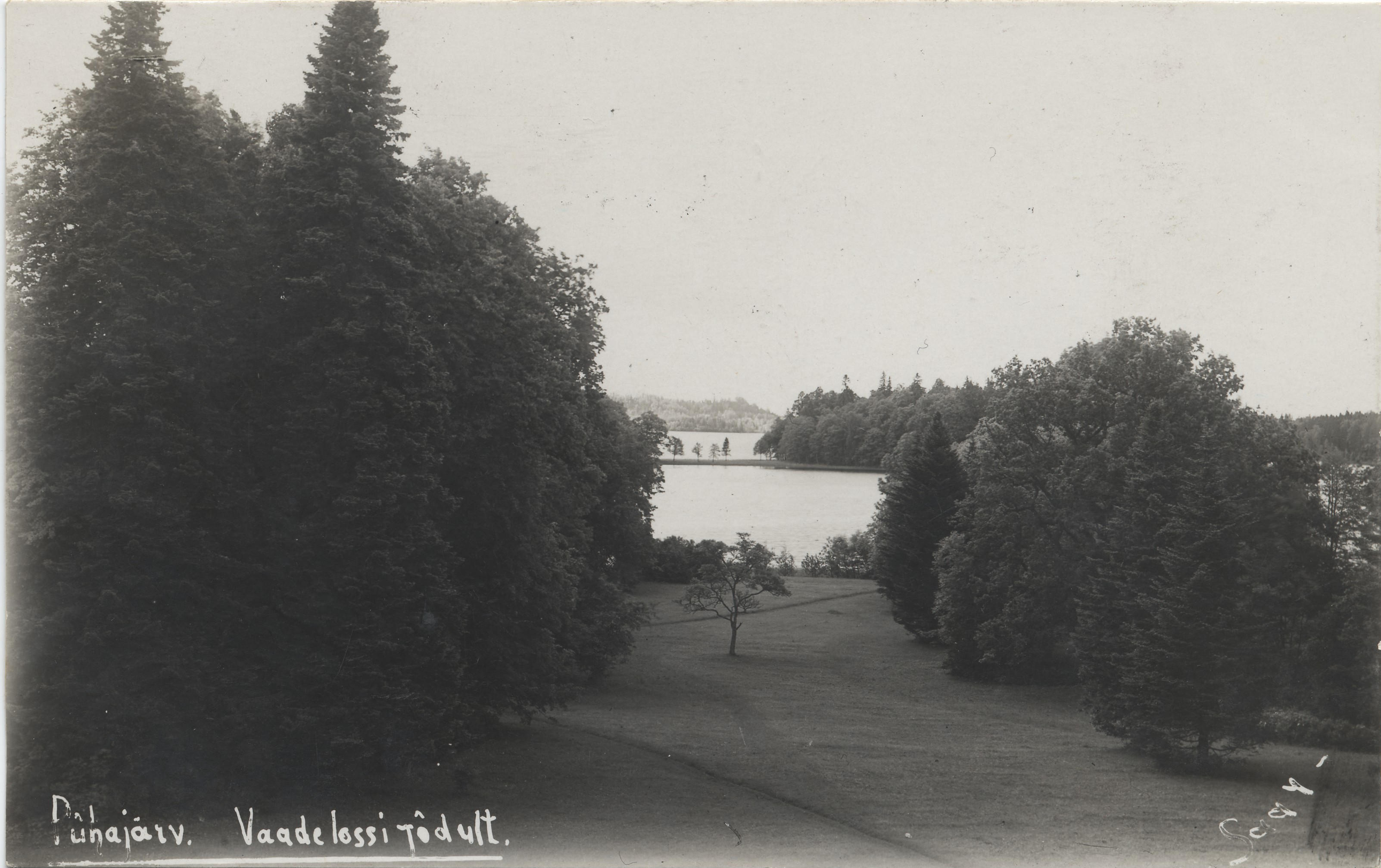 Pühajärv : view of the castle balcony