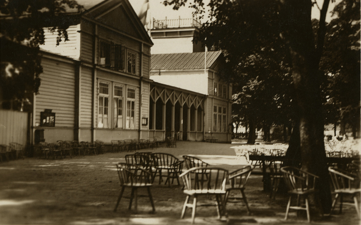 Kuressaare kuursaal, vaade hoonele