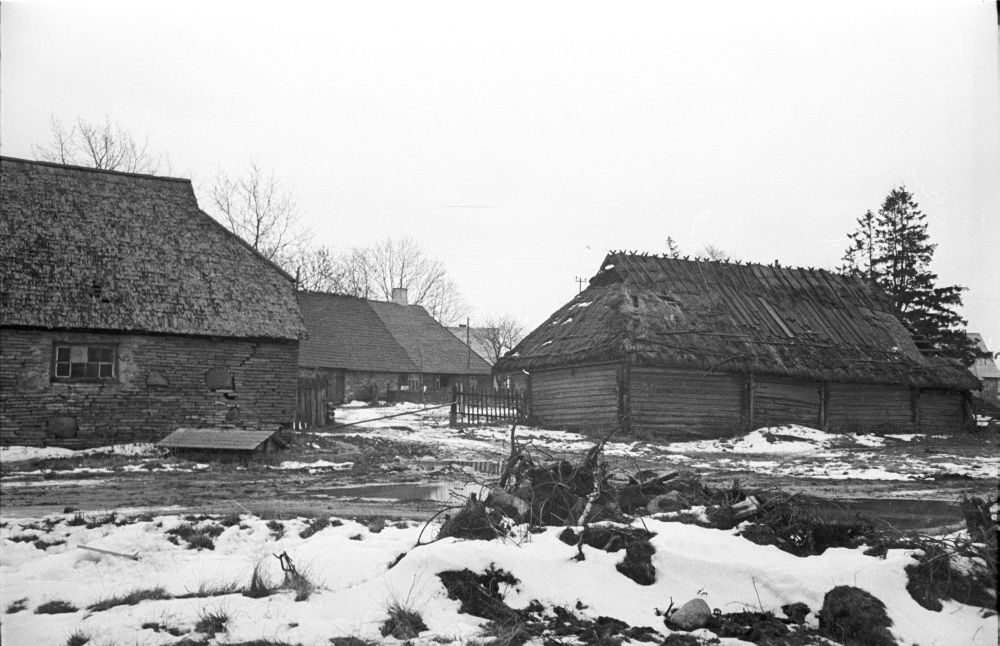 Roobu talu Kallavere külas.