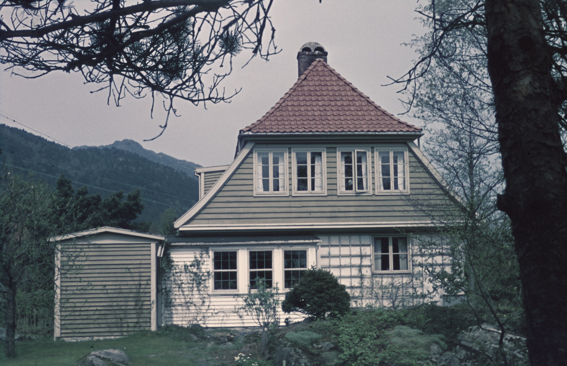 Kråkenes, Sophies Minde (Kleiven 10 (Kråkenesveien 77), Bergen)