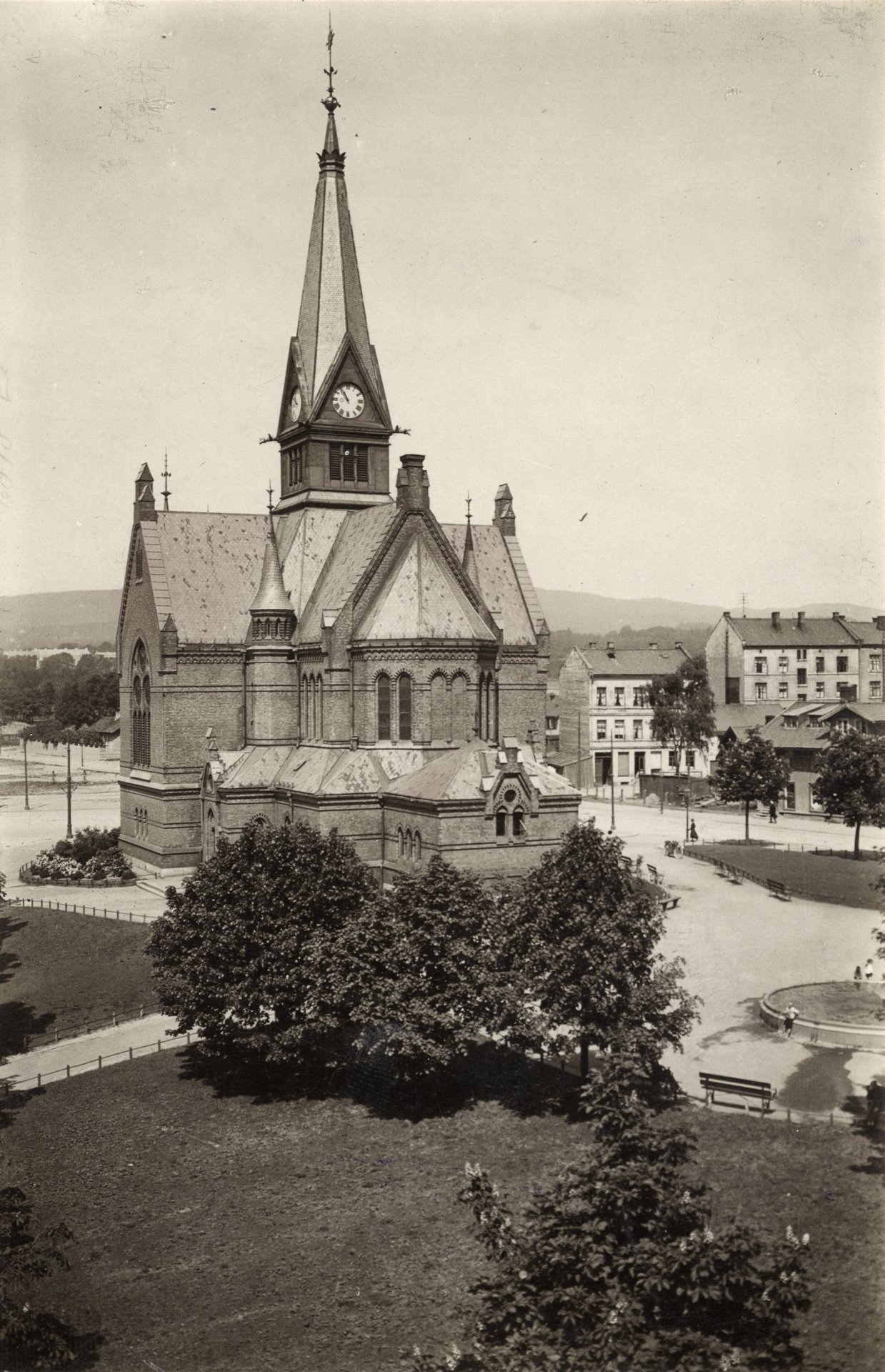 Sagene kirke (Gråbeinsletta Luthers plass, Oslo)