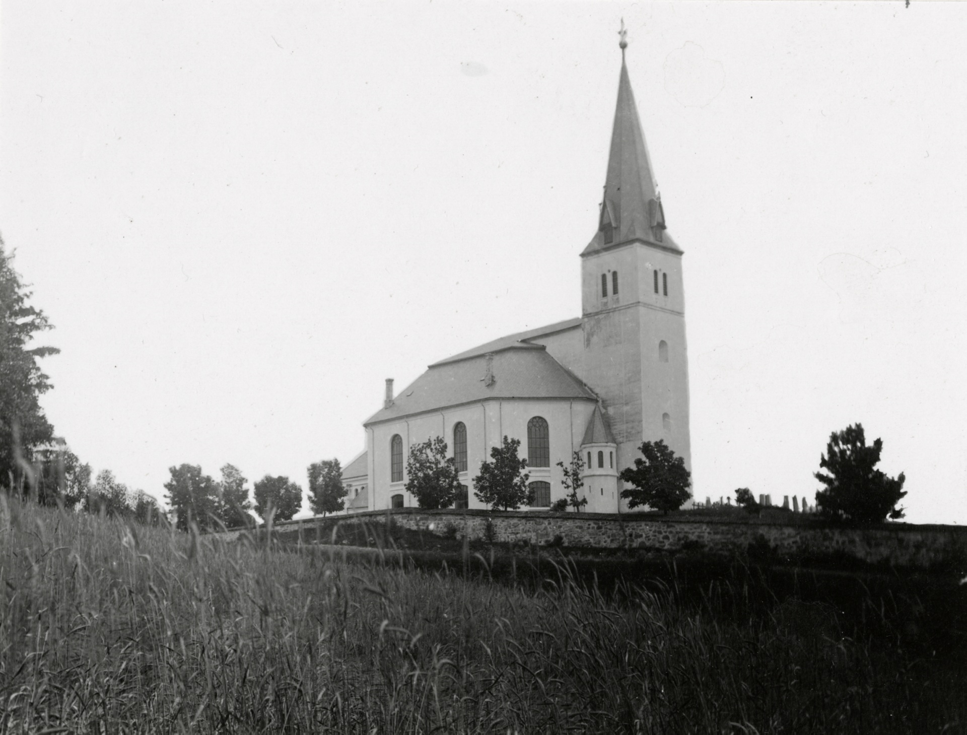 Vang kirke (Hamar)