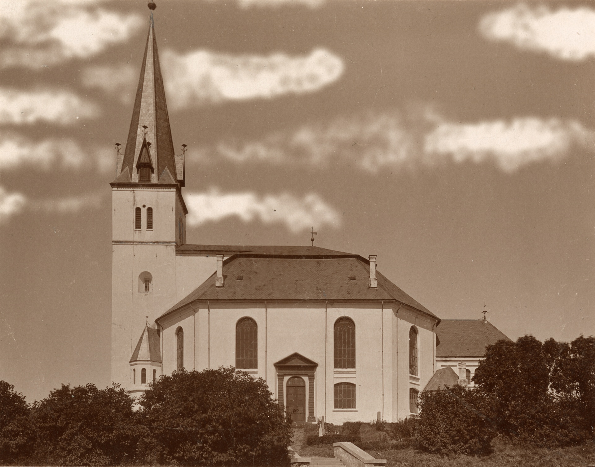 Vang kirke (Hamar)
