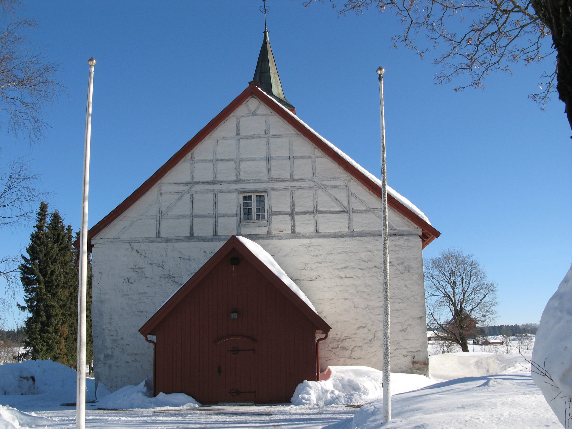 Ramnes kirke (Ramnesveien 853, Re)